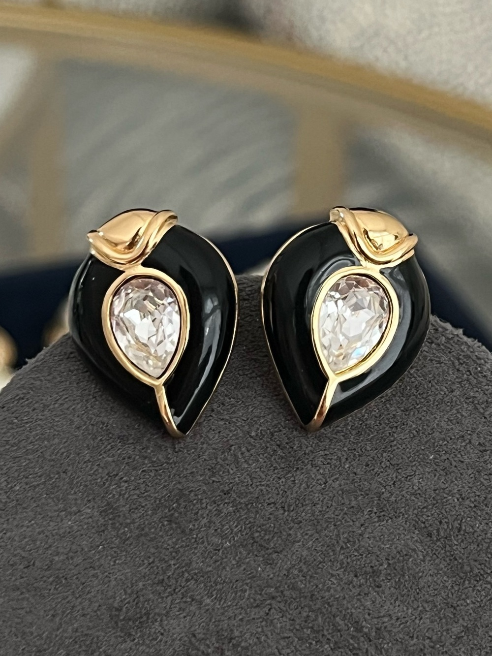 Authentic Vintage Dior Teardrop Rhinestone Black Enamel 14k Gold Post Earrings